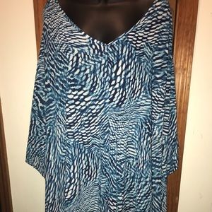 NWT Women’s Plus Size drawstring tunic